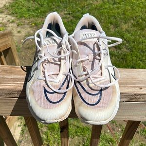 Nike Huarache turf size 11